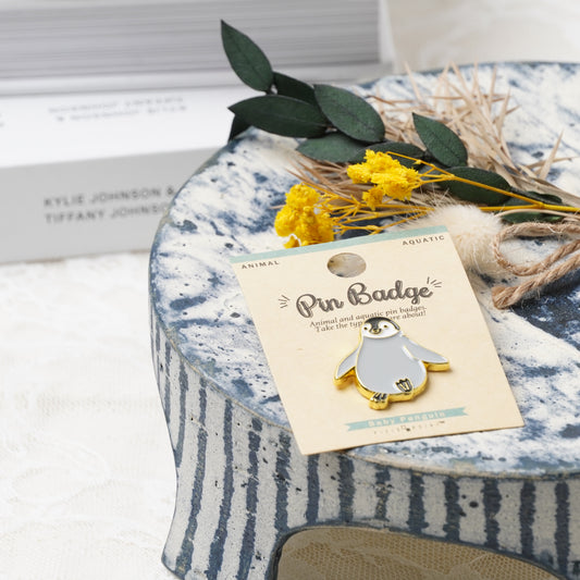 Baby Penguin Enamel Pin – Cute Arctic Animal Badge for Backpacks & Gifts