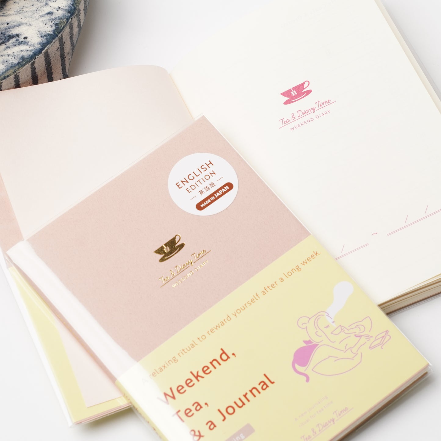 Weekend Tea Diary - English Edition Weekly Journal