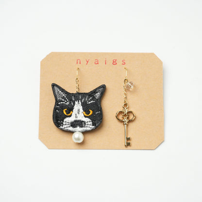 Cat Earrings (Piercing)