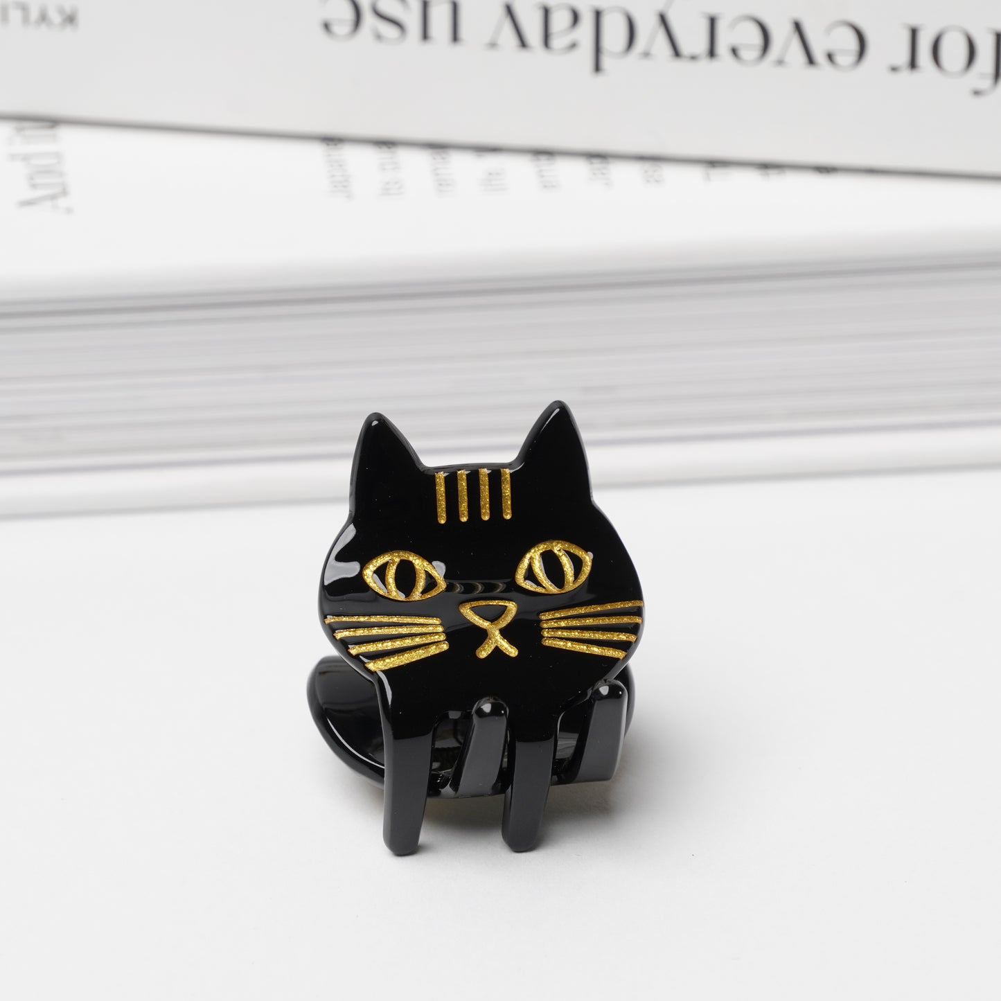 Cat Mini Claw Hair Clip – Resin & Metal Alloy