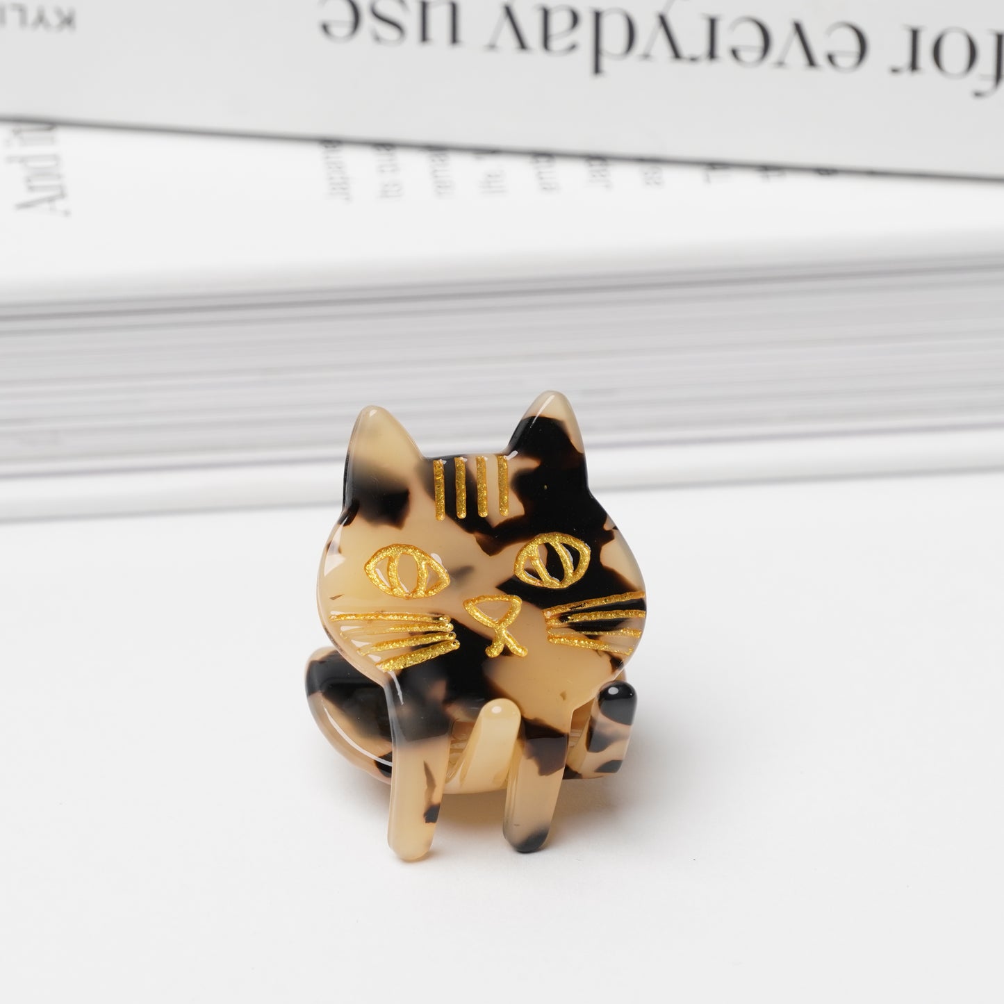 Cat Mini Claw Hair Clip – Resin & Metal Alloy