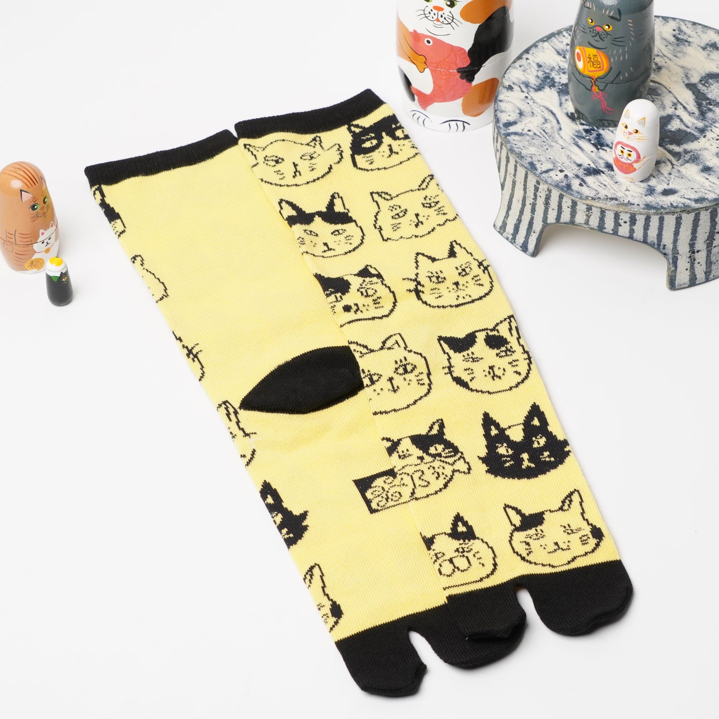 KAYA Cat Face Tabi Socks 25–28cm