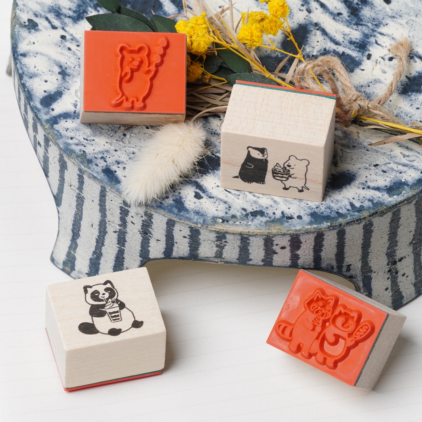 Wooden Stamp Set of 4 - Yamanohacho Neighborhood Animals Walk and Eat