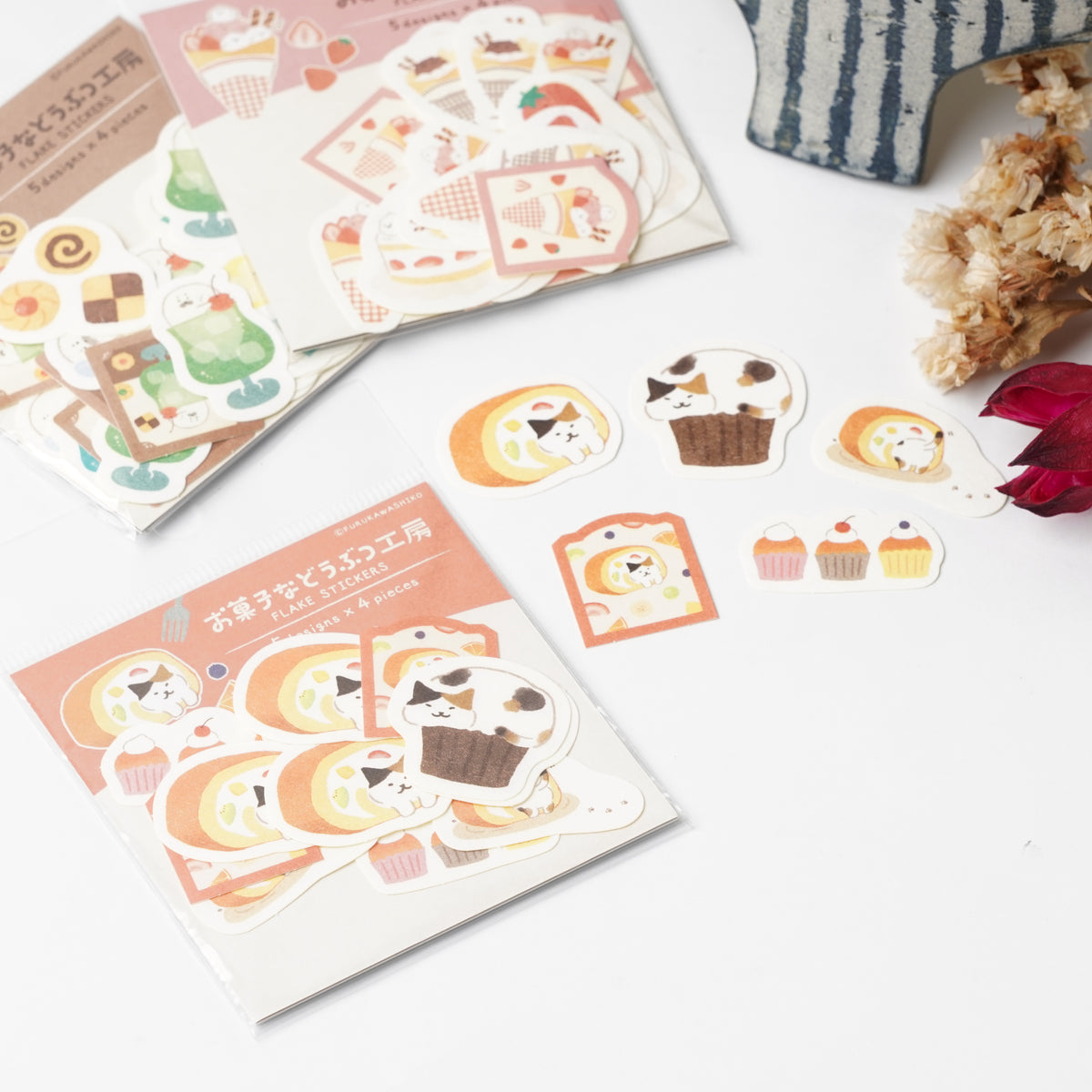 Okashi na Doubutsu Kobo Washi Flake Stickers - Cat
