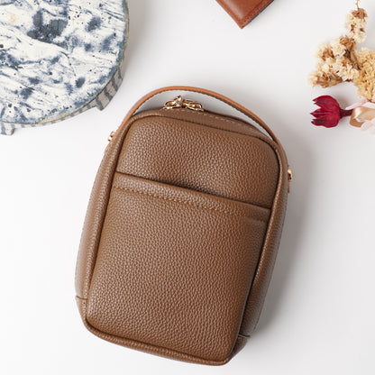Rename Handle Vertical Makeup Pouch
