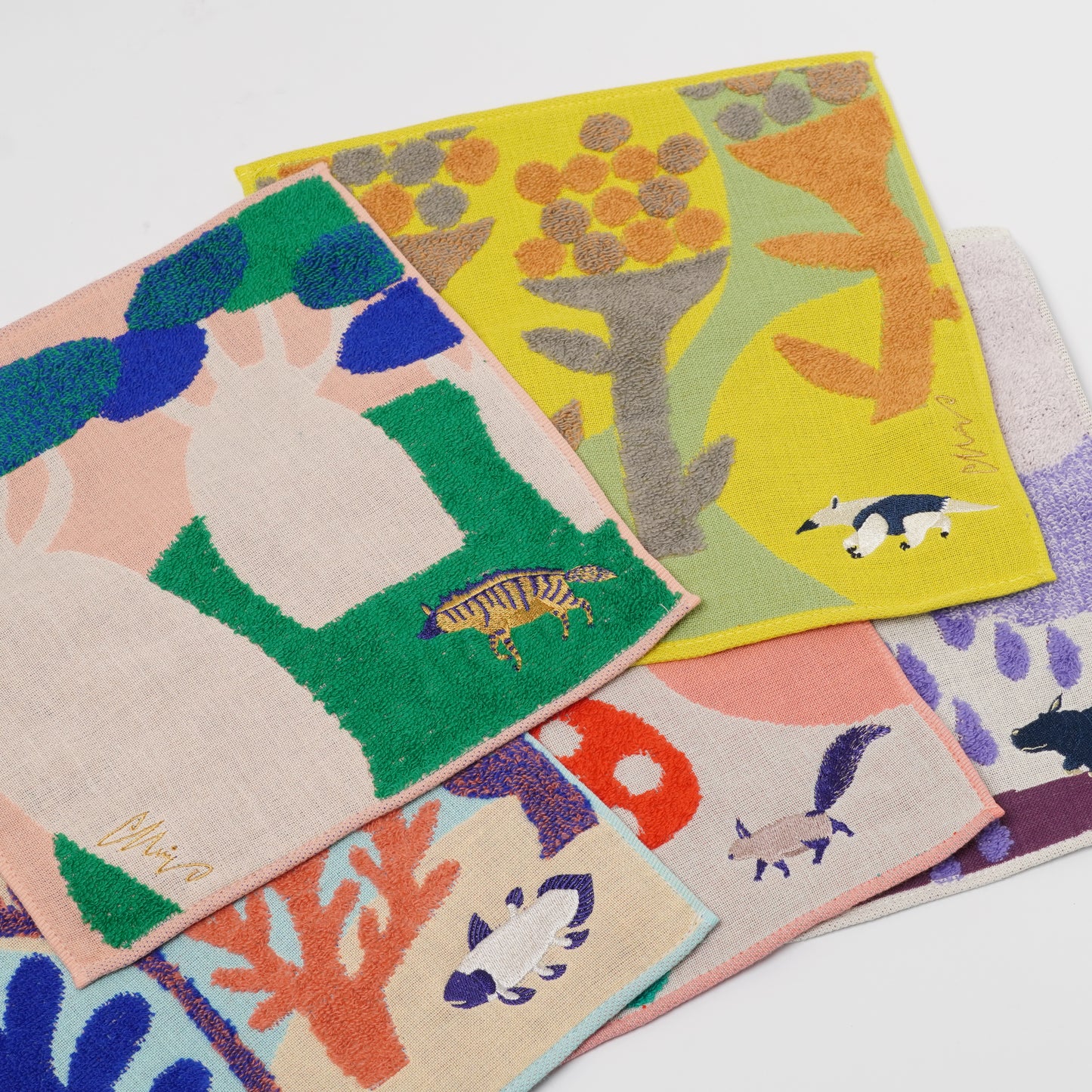 moritaMiW Gauze Handkerchief - 3-Ply Cotton, Embroidered hyena