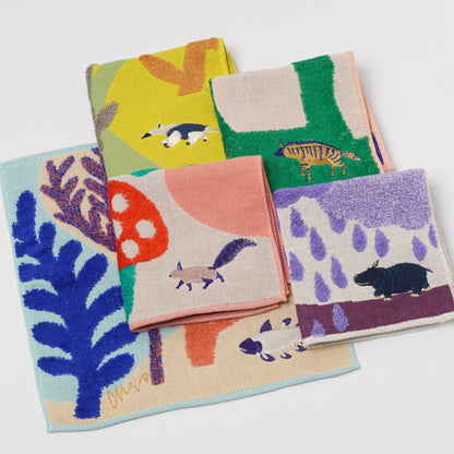 moritaMiW Gauze Handkerchief - 3-Layer Cotton with Embroidery Hippo