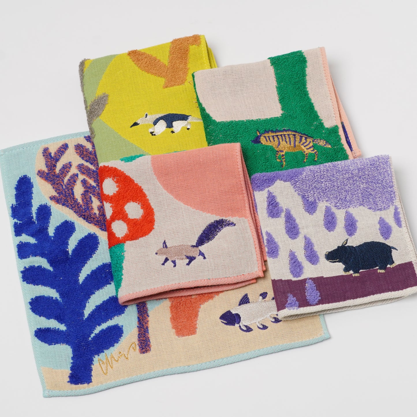 moritaMiW Gauze Handkerchief - 3-Ply Cotton, Embroidered hyena
