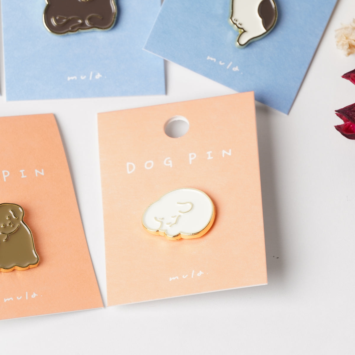 Mula Cat Pin Badge | Cute Wanmonite Cat & Dog Design