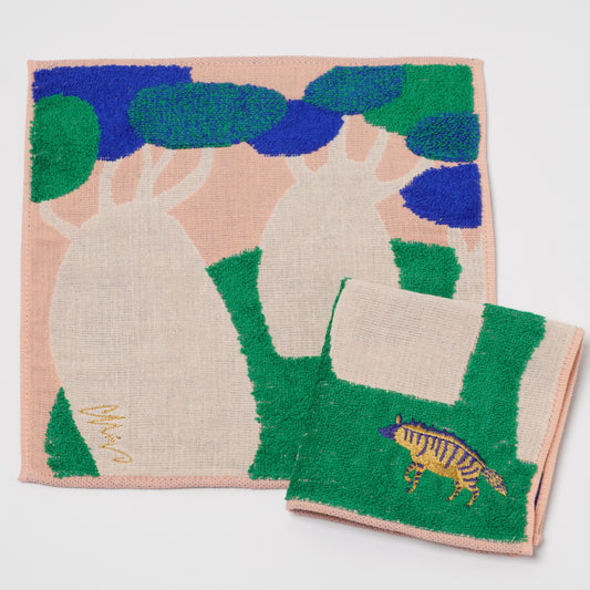 moritaMiW Gauze Handkerchief - 3-Ply Cotton, Embroidered hyena