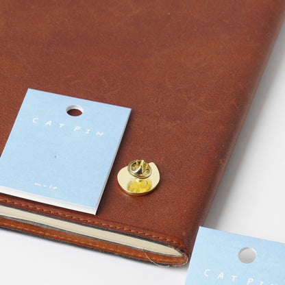Mula Cat Pin Badge | Elegant Cat Osumashi