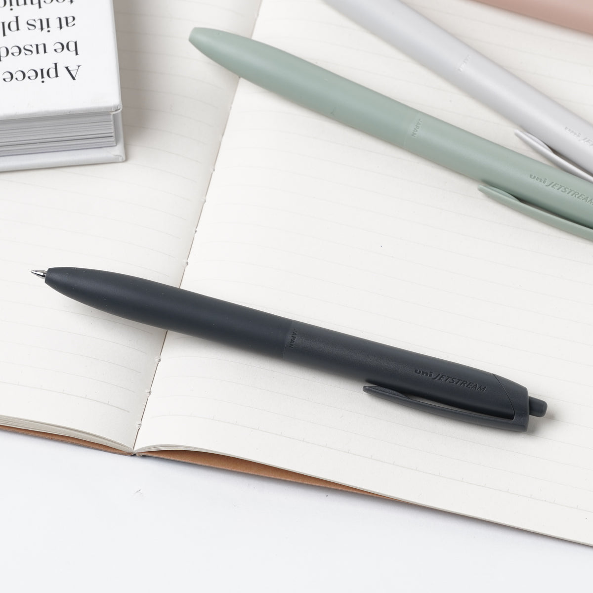 uni JETSTREAM Lite Touch Ink 0.5mm Ballpoint Pen