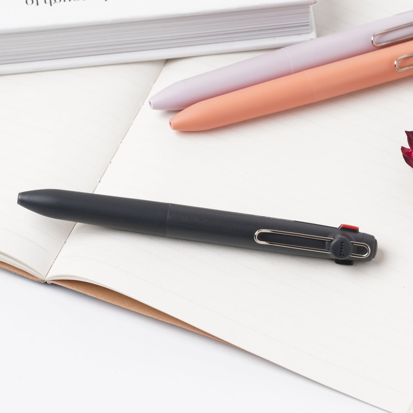uni-ball ZENTO 3-Color Gel Ballpoint Pen 0.5mm