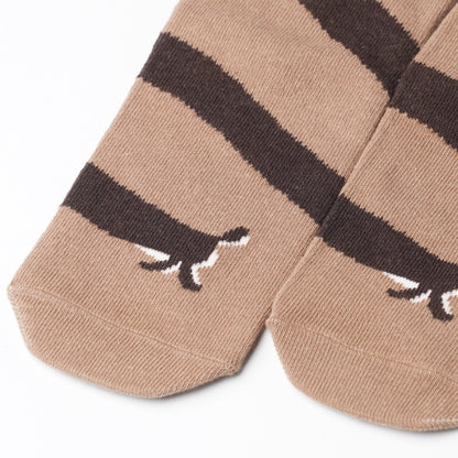Kusetsuyo Mejirooshi Socks – Mocha Dachshund