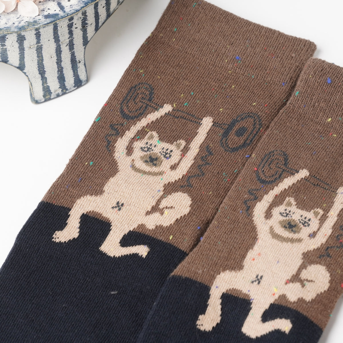 Kusetsuyo Barbell Dog Socks – Dark Brown