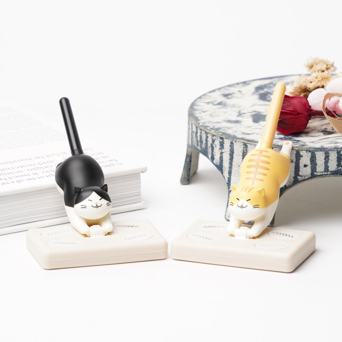 Fuki Mar Tissue Desktop Cleaner - Tabby Cat