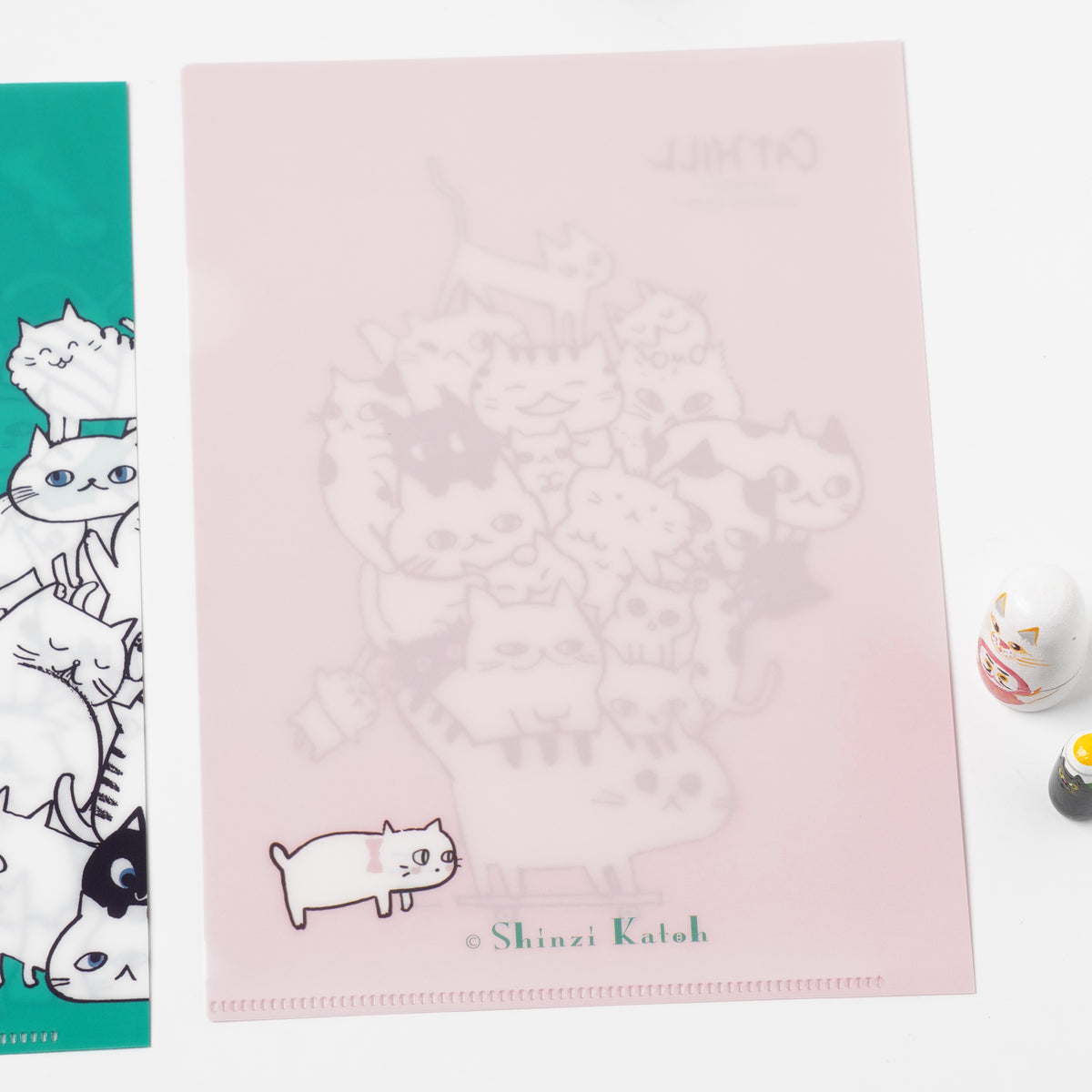 Shinzi Katoh Cat Hill A5 Clear File - Pink