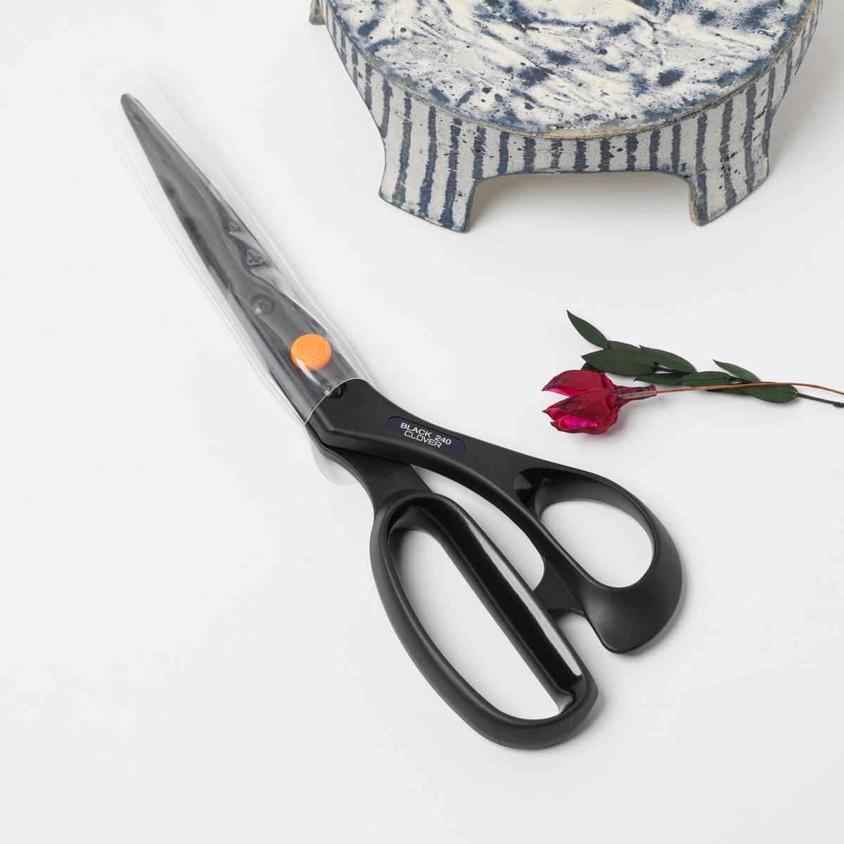 Clover Black Fabric Scissors 24 cm - Lightweight Japanese Sewing Scissors