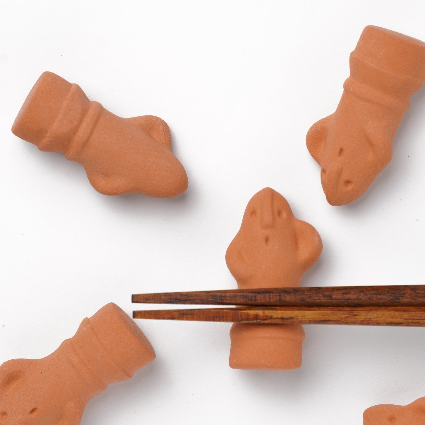 Ihoshiro Kiln Chopstick Rest – Haniwa