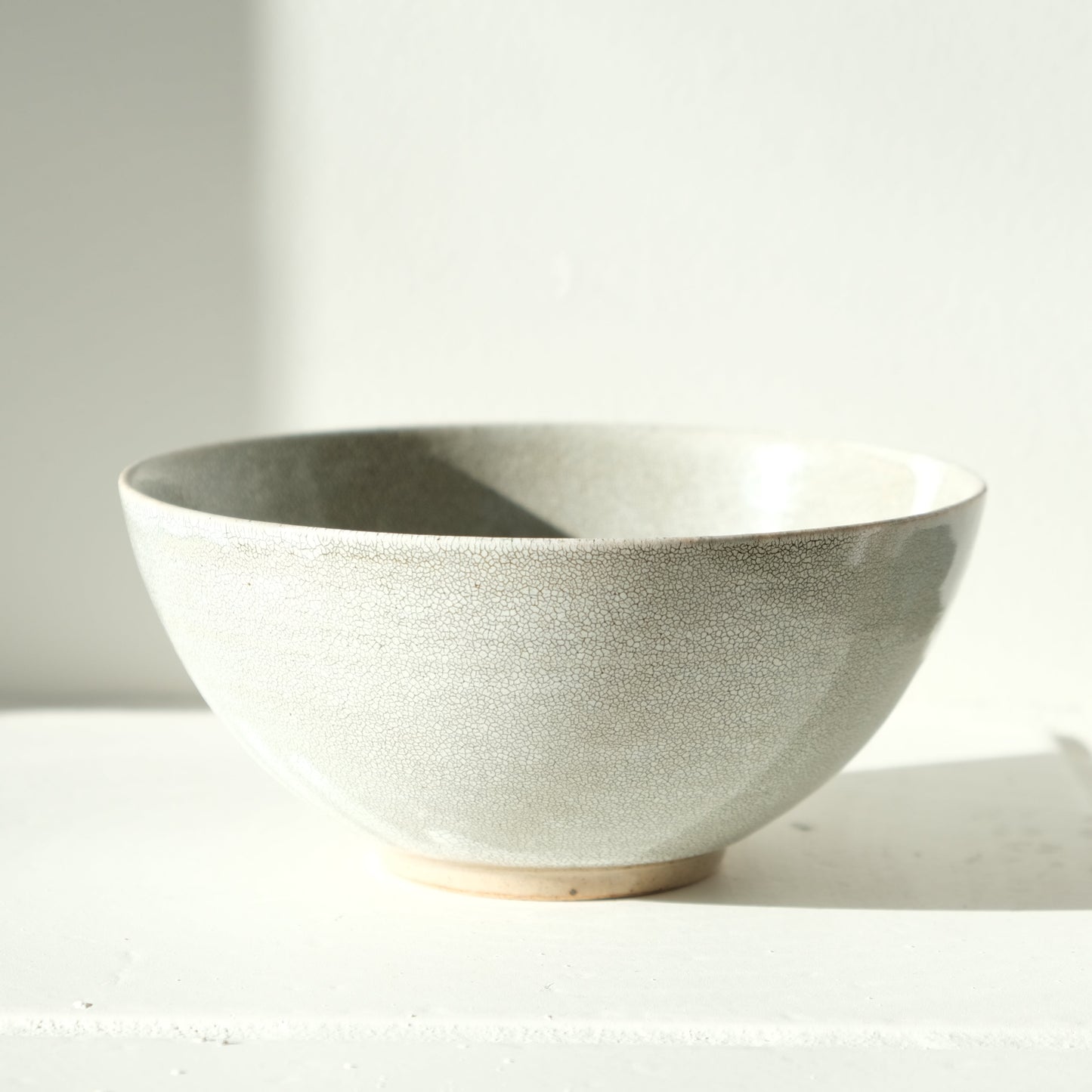 Hyouzangama Kairagi Crackle Glaze Bowl Large