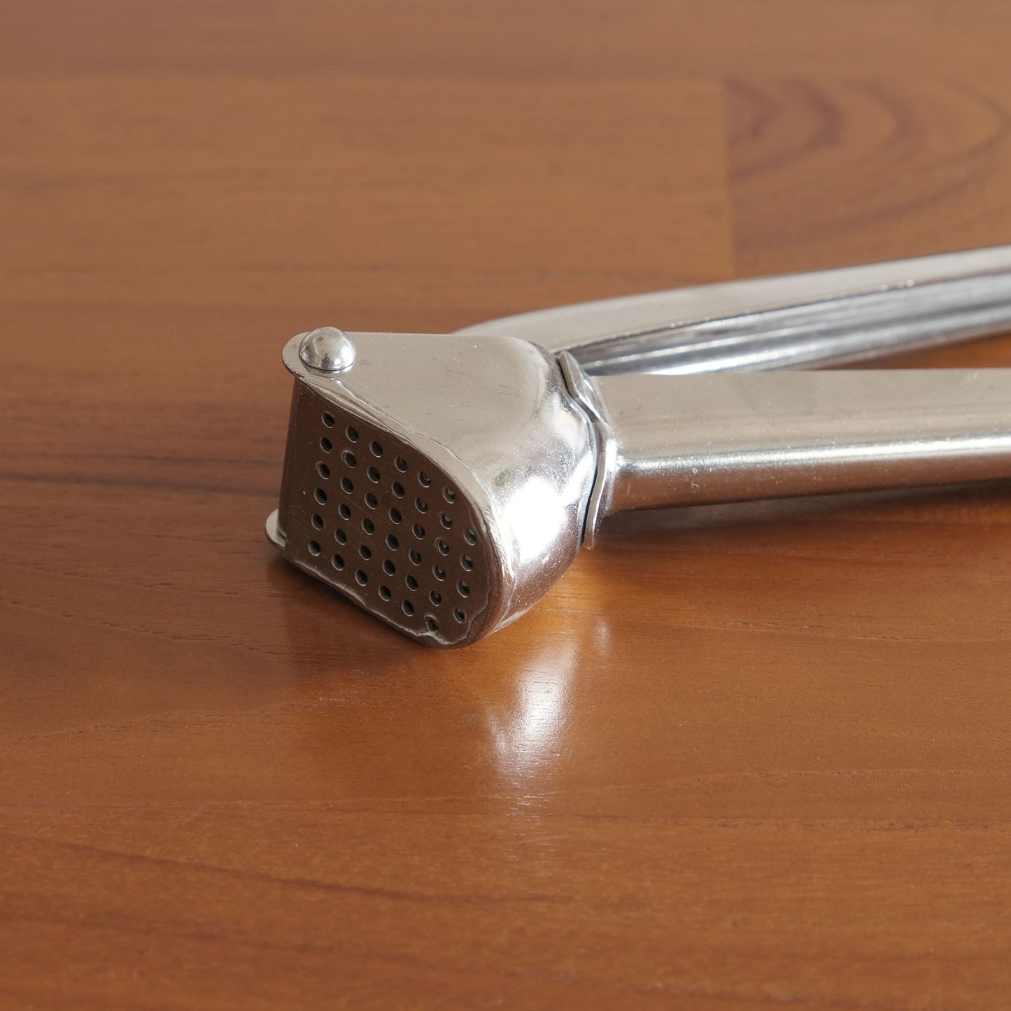 Kobo Aizawa Garlic Press